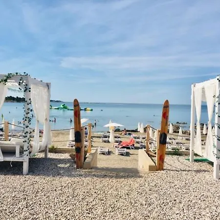 Lina * Zambratija (Istria)
